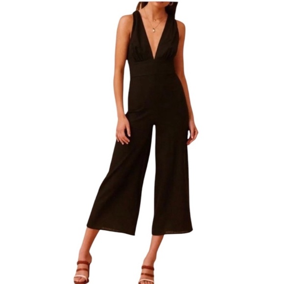 FINDERS KEEPERS Wide Leg Cropped V-Neck Side Cutout Grid Pattern Leg Jumpsuit - Picture 2 of 11